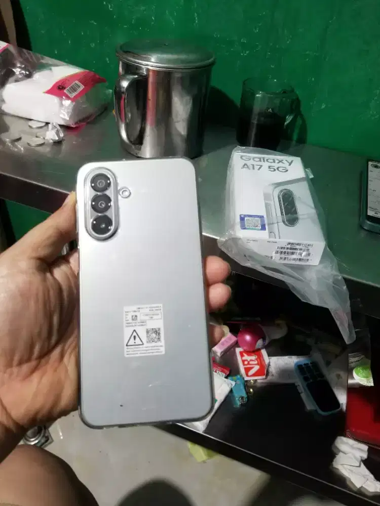 Jual samsung A17 5G Ram 8+8 / 256
Garansi Panjang fullset