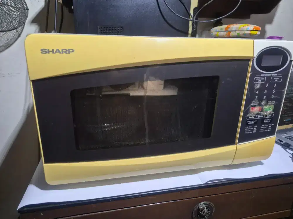 DIJUAL MICROWAVE SHARP DIGITAL R-249IN(W) – MASIH NORMAL