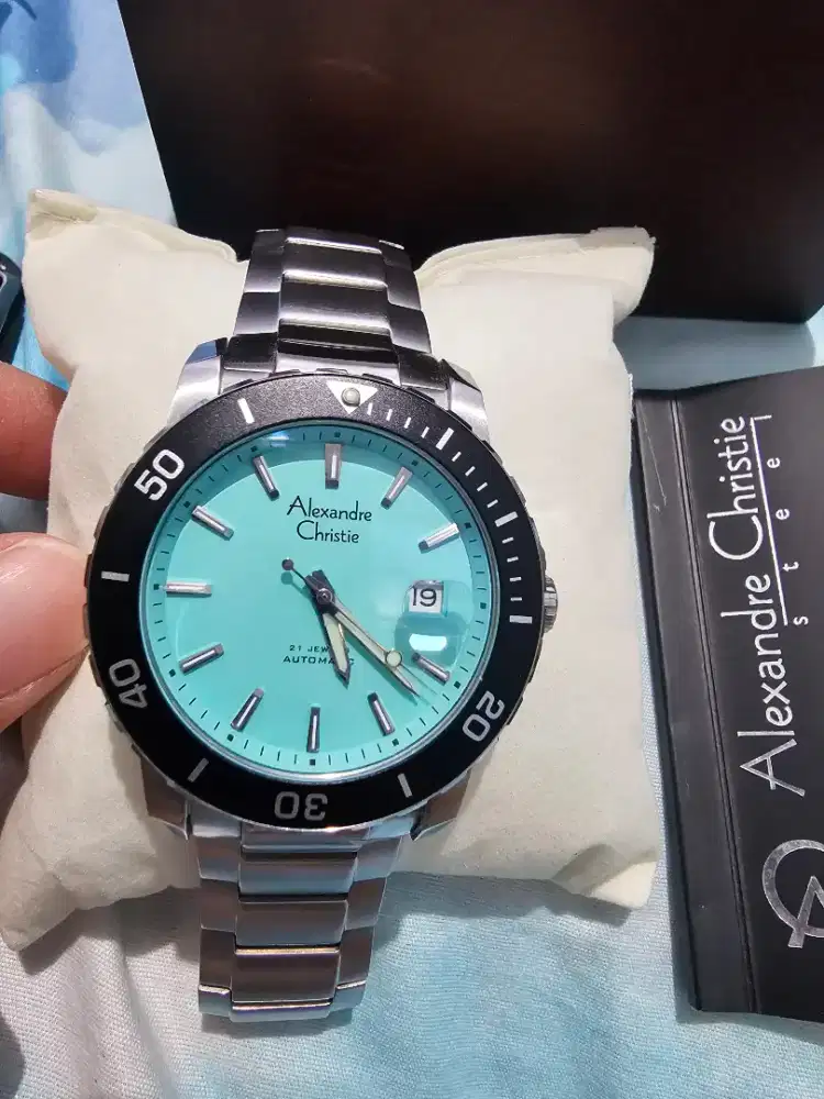 Dijual jam alexandre christie