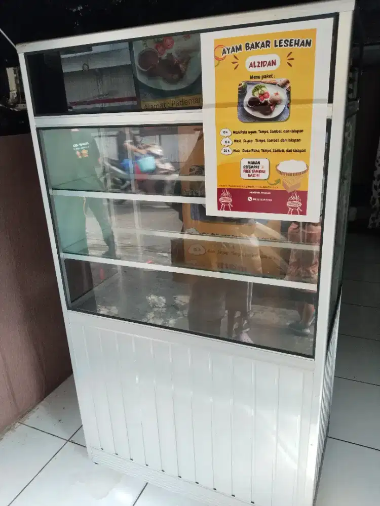 GEROBAK JUALAN ALUMUNIUM KACA / LEMARI JUALAN