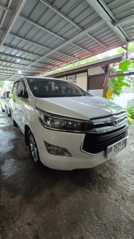 Innova Reborn Diesel 2.4 type V, Automatic, 2016 warna Putih