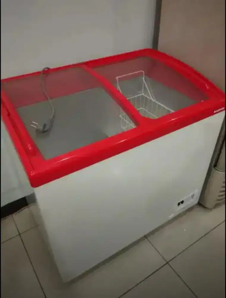 Freezer Maspion bekas rasa baru.