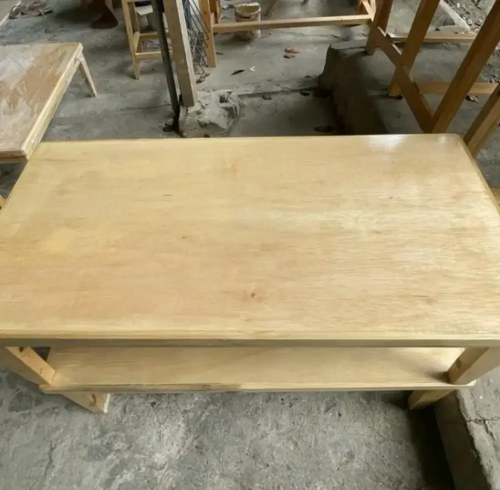 MEJA LESEHAN MAKAN BESAR