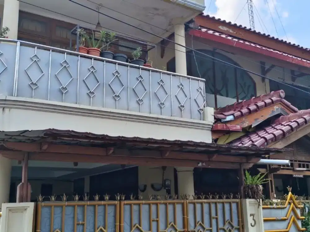 DIJUAL RUMAH HOOK MURAH DI KAMPUNG AMBON PULOMAS JAKARTA TIMUR
