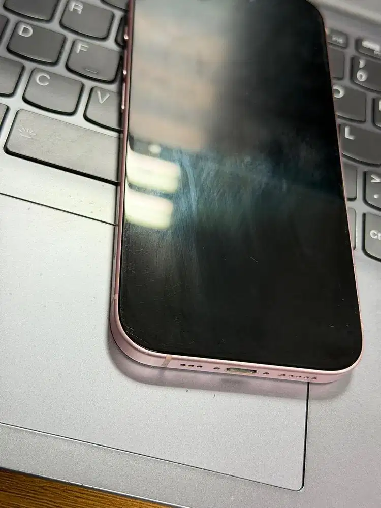 iphone 15 128gb pink ex ibox indonesia kondisi 90% no dus unit only