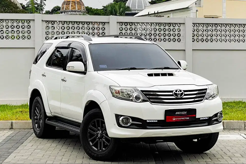 Toyota Fortuner 2.5G 2.5 G VNT Turbo Diesel Solar AT Matic 2014 Putih.