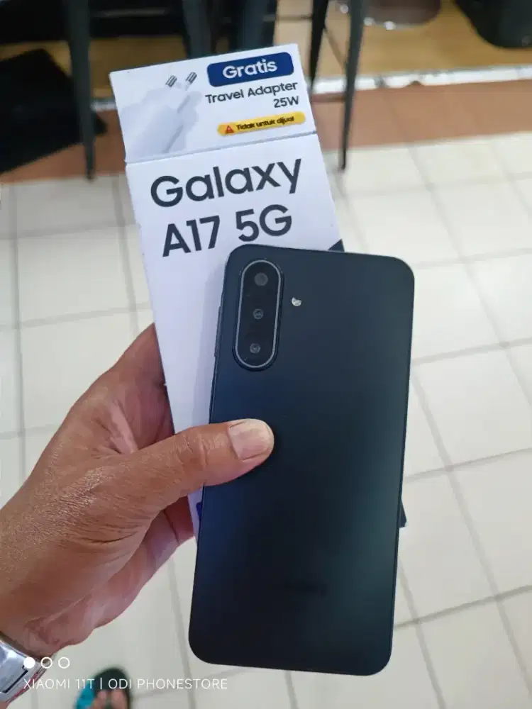Samsung a17 5g 8/256 mulus dan lengkap pemakaian 1 bulan lebih