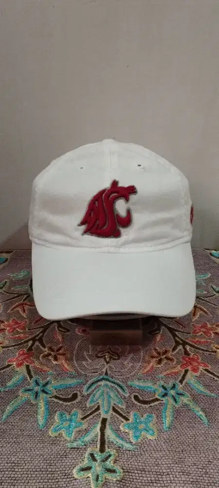 Caps Legacy
Washington state Cougars
All size
Full tag