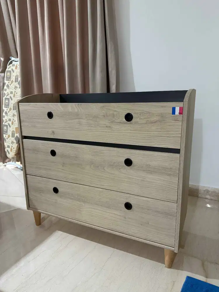 Rak TV / Kabinet / Meja Laci dari Informa (Made in France)