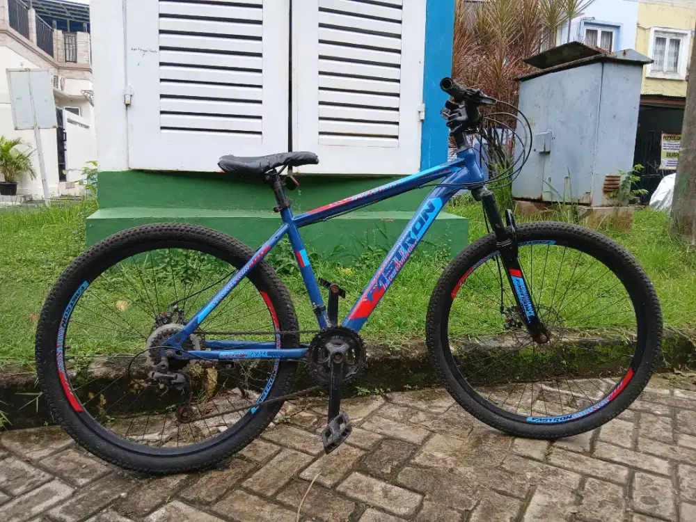 sepeda gunung Fastron