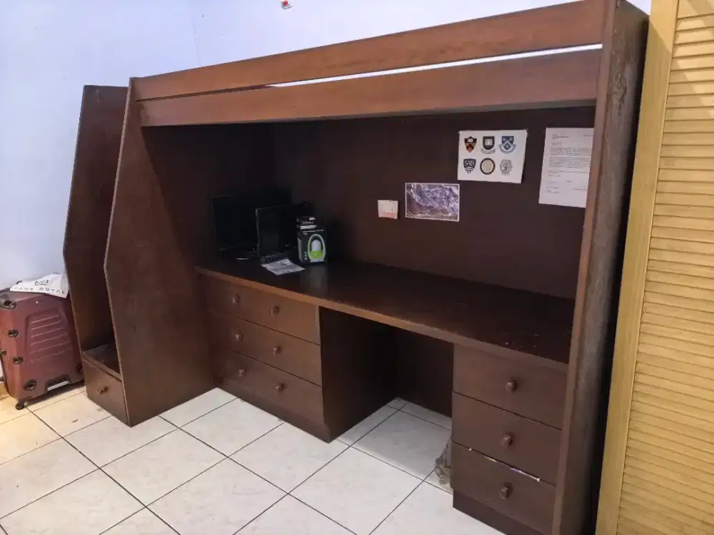 Tempat Tidur Tingkat Meja Belajar