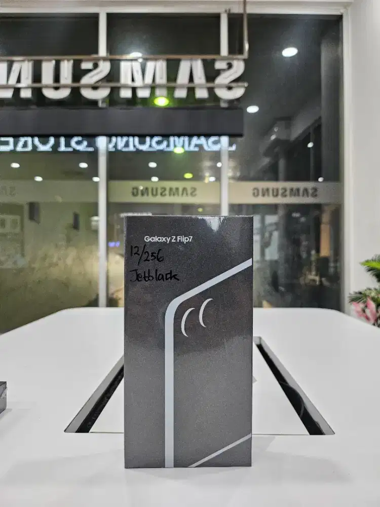NEW PROMO SAMSUNG GALAXY ZFLIP 7 12/256 GARANSI RESMI SEIN 1TH