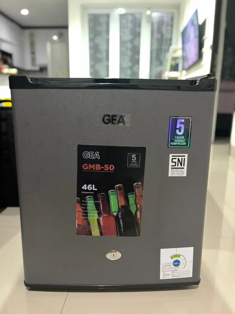 Dijual Kulkas Mini GEA GMB-50 46L