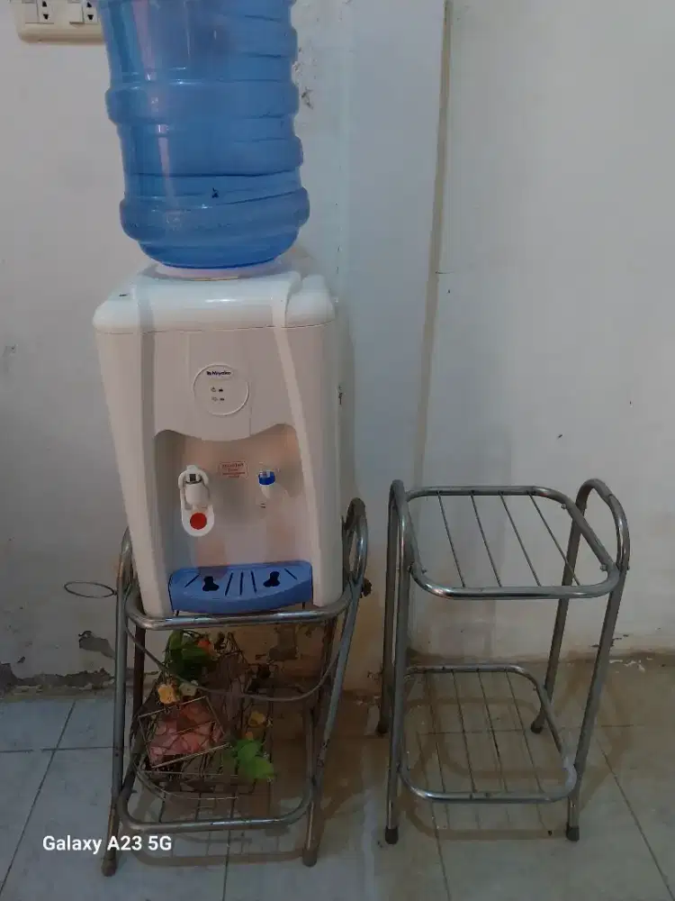 Dispenser bonus dudukan dispenser