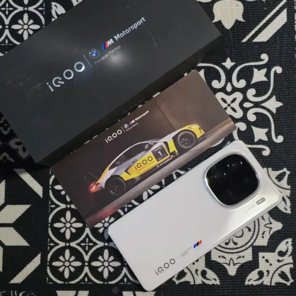 iQOO 12 16/512GB Resmi Indonesia