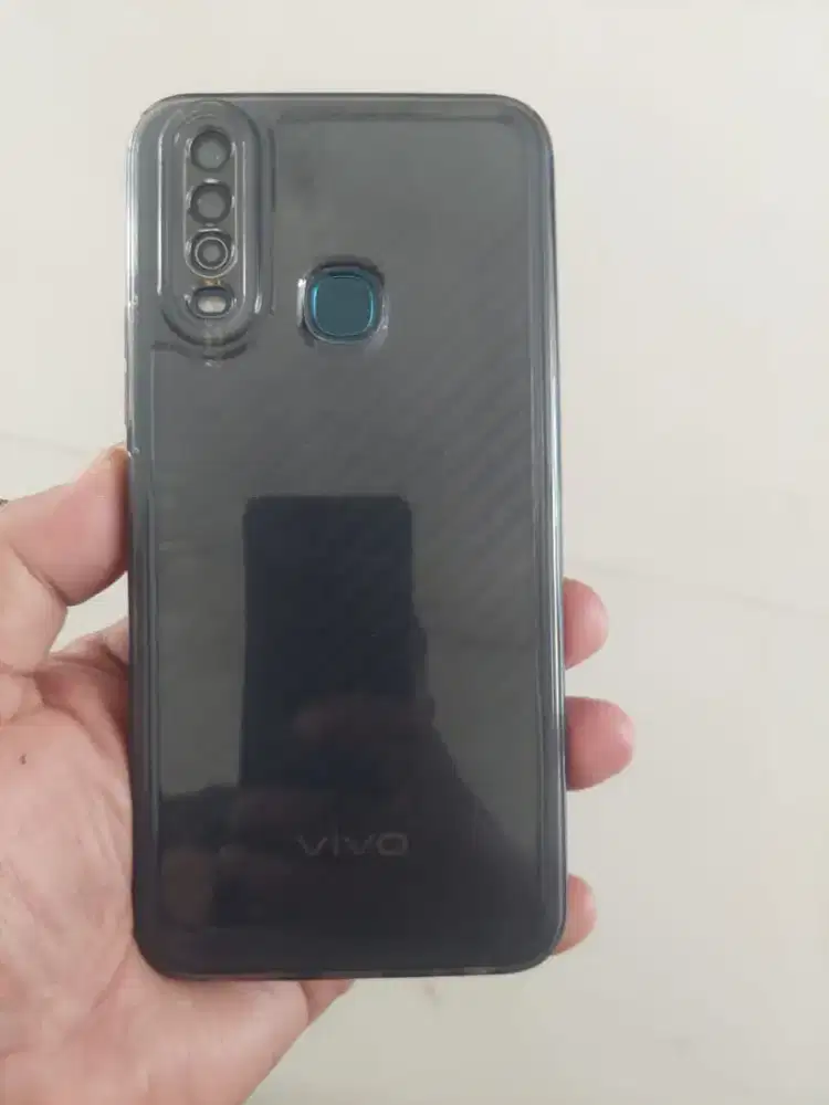 Di jual HP merk vivo y 15 ram 4/64 batangan