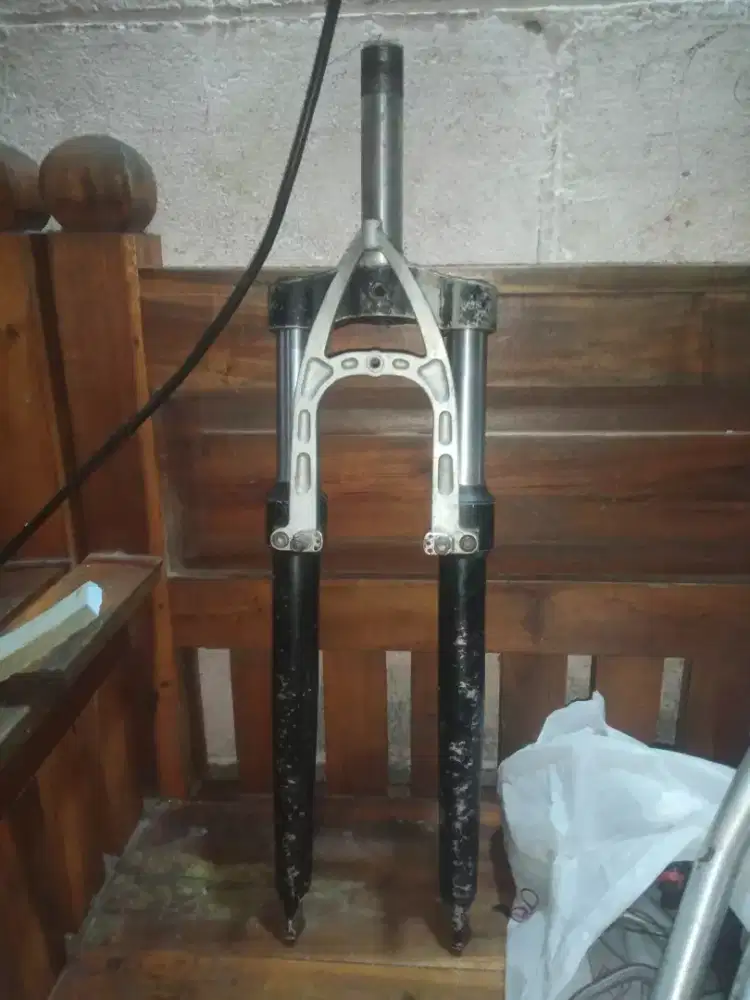 Shock sepeda mtb  lawas standar .