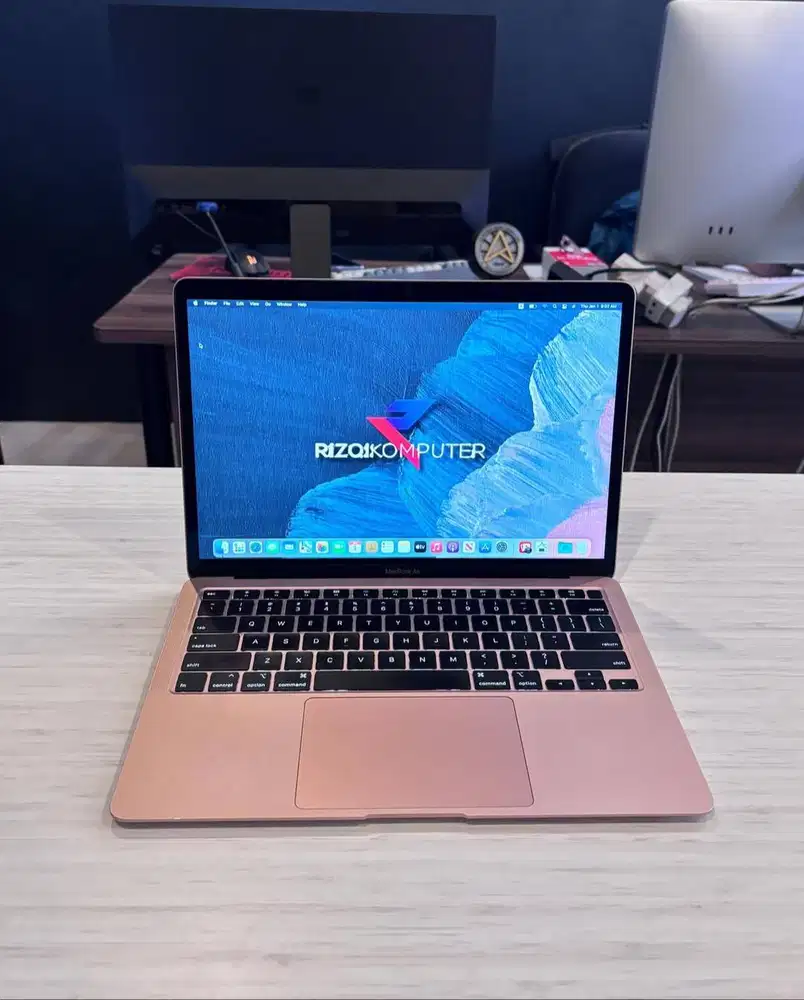 Macbook Air I5 2020  Intel Core i5 Ram 16GB SSD 1TB
