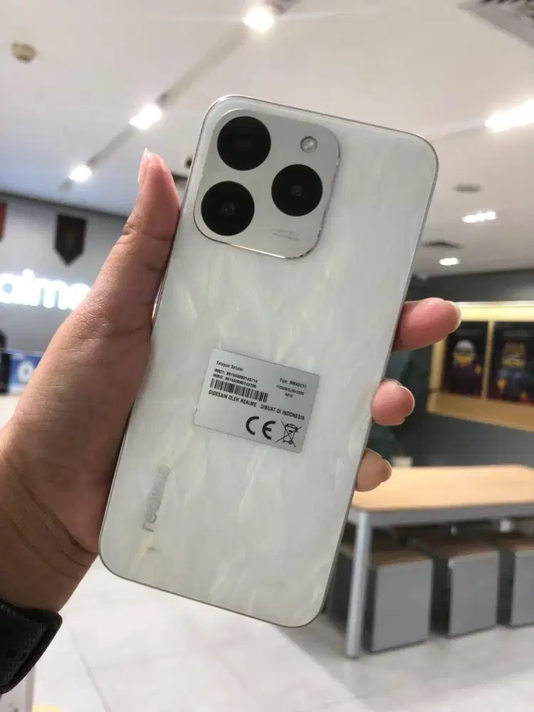 Realme 15T HP tahan panas