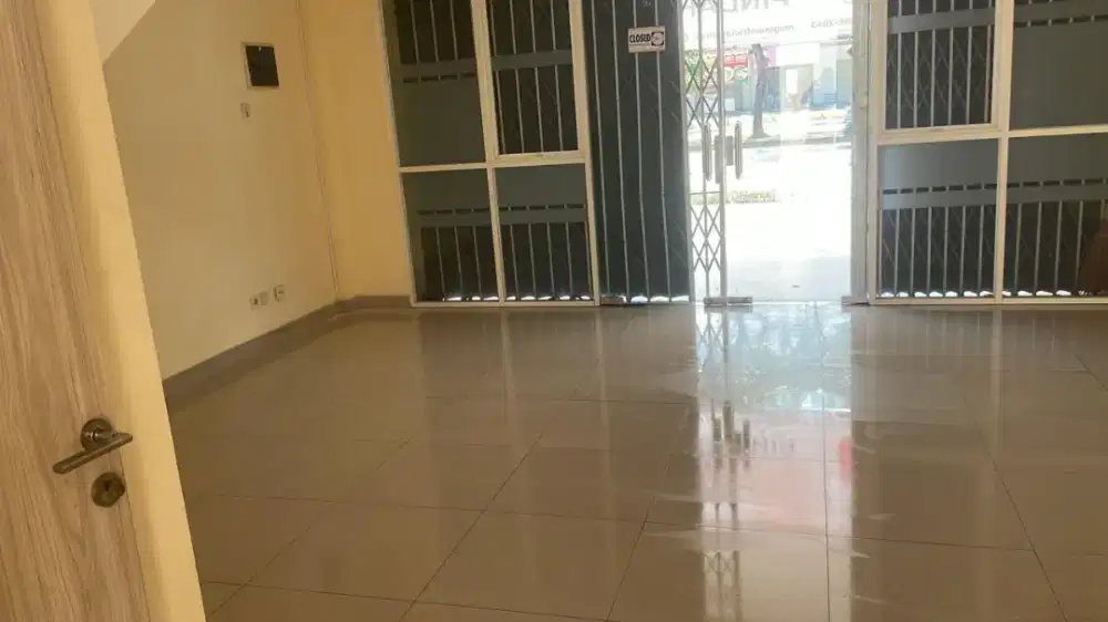 Disewakan Ruko Arana 2,5 Lantai Siap Pakai Di Harapan Indah.