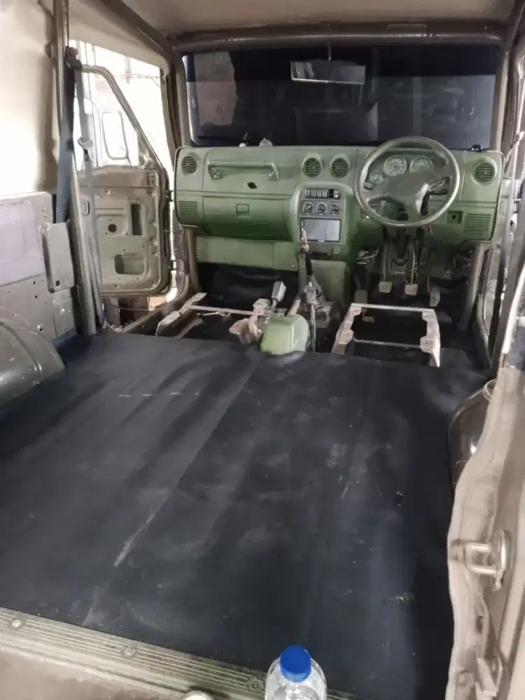 Karpet dasar semua mobil bahan tebal