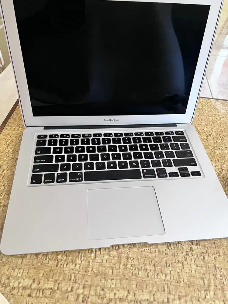 Mackbook air A1466 2017