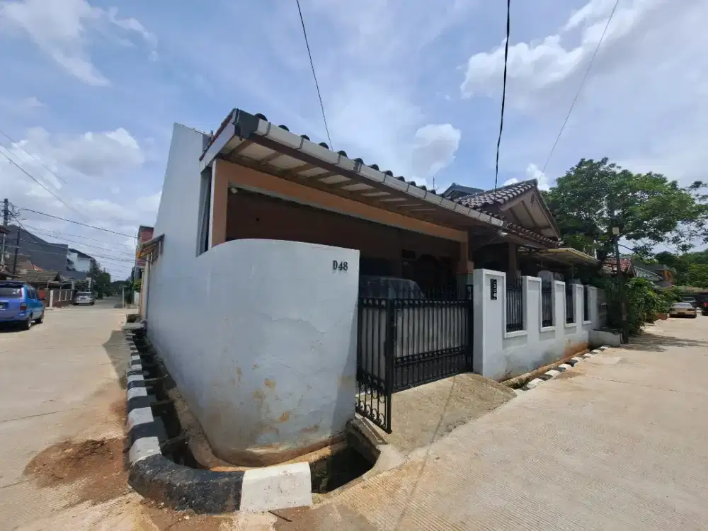 Dikontrak kan/ dijual Rumah siap Huni