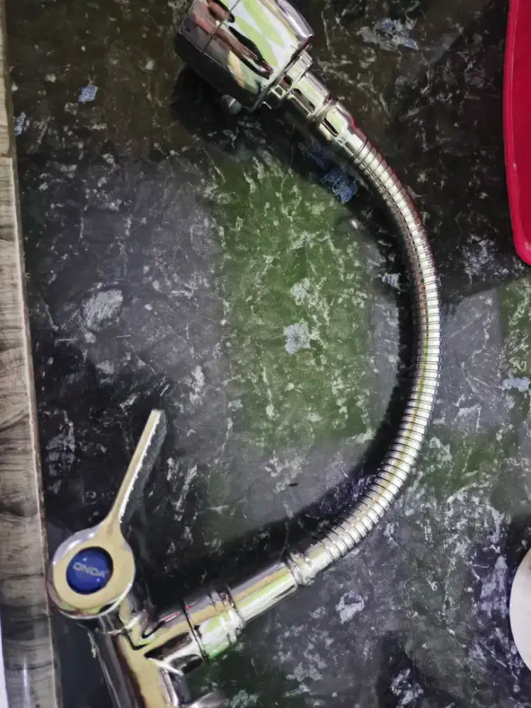 Kran cuci piring merek onda fleksibel v