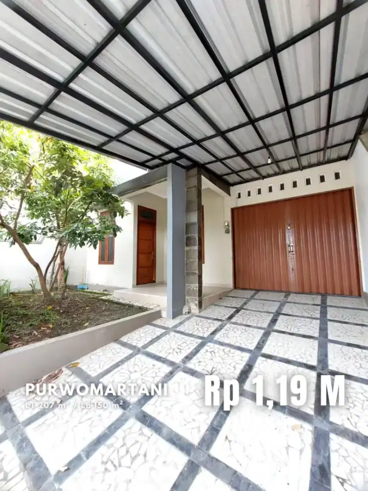 Dijual Rumah Halaman Luas dekat Jalan Candi Sambisari Purwomartani