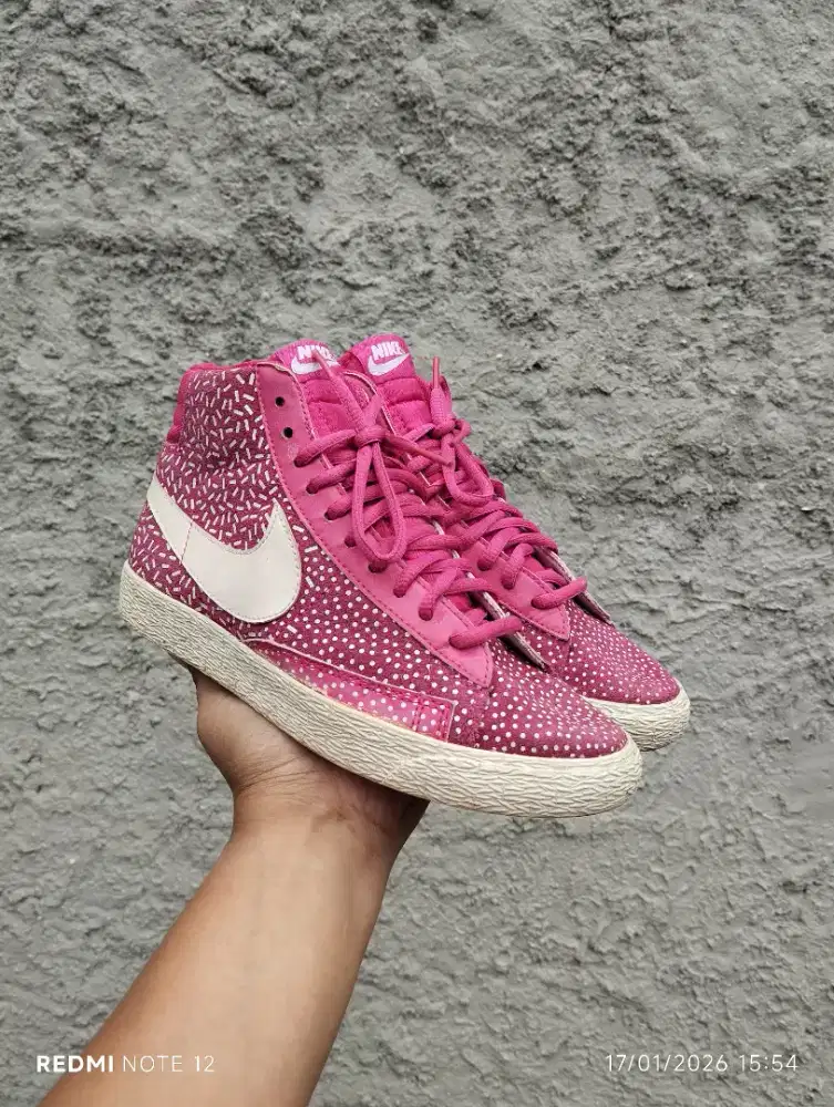 SEPATU NIKE BLAZER HIGH SECOND