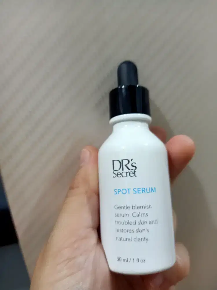 Spot serum Dr's  secret