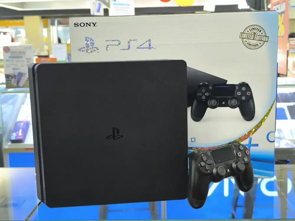 PS4 Slim 500GB 
Fullset