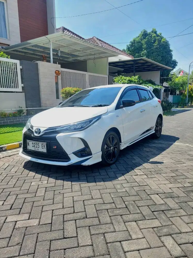 Toyota Yaris 1.5 GR sport AT 2023