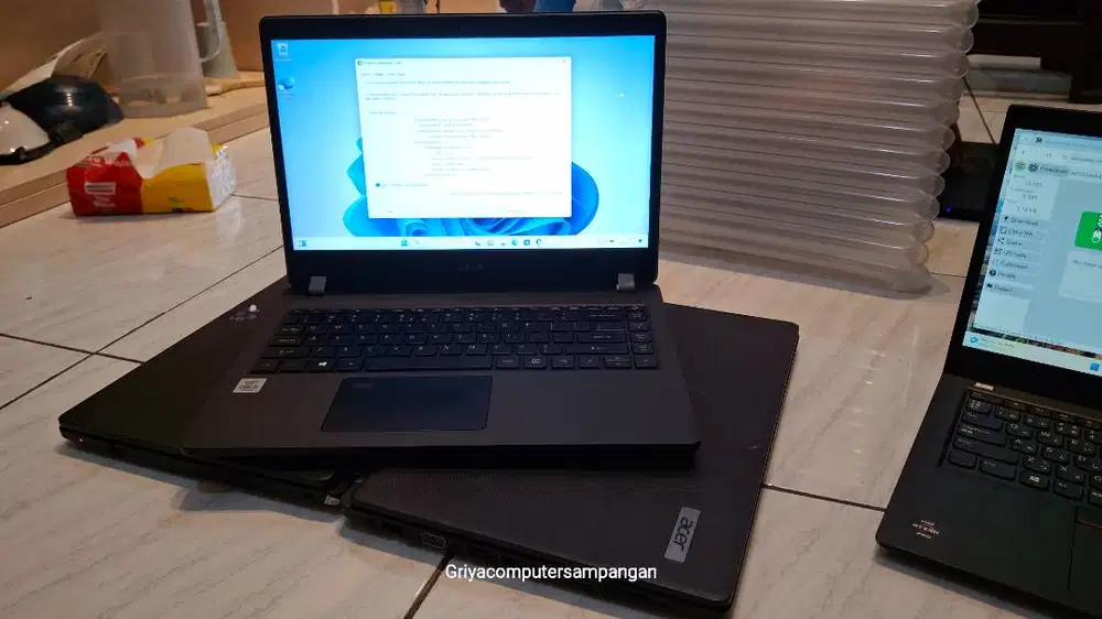 Laptop Acer TravelMate P214-52