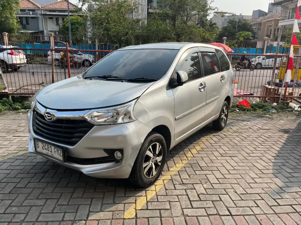 Cari Driver Taksi Online Domisili JakBar