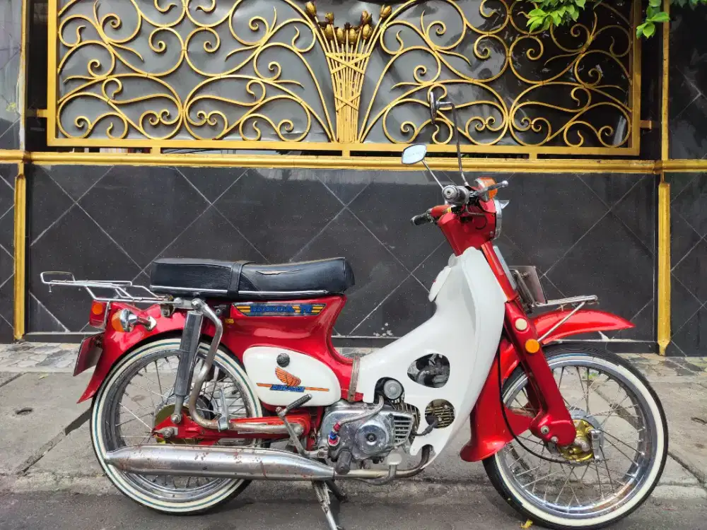 Dijual Motor Klasik Honda C70 Antik