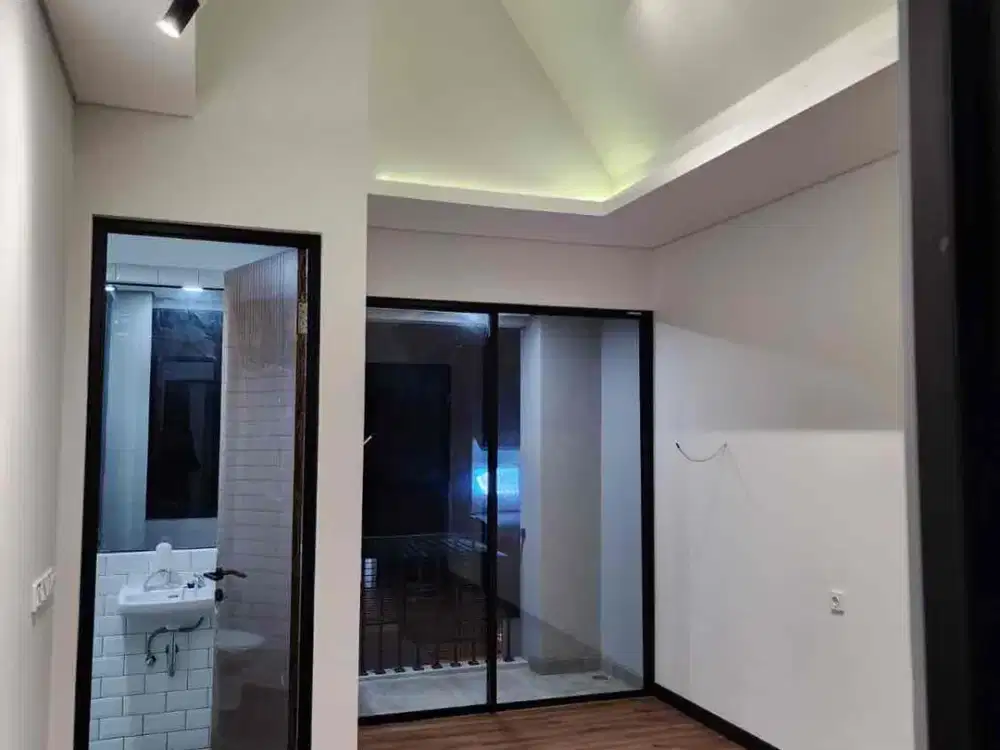 Rumah 90 m,2 lantai, Griya Loka Sektor 1.6 ,BSD Tangerang