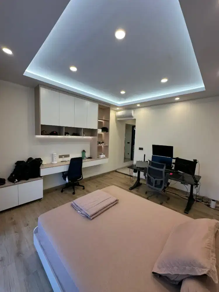 PIK – Rumah Mewah Golf Island Full Renovasi