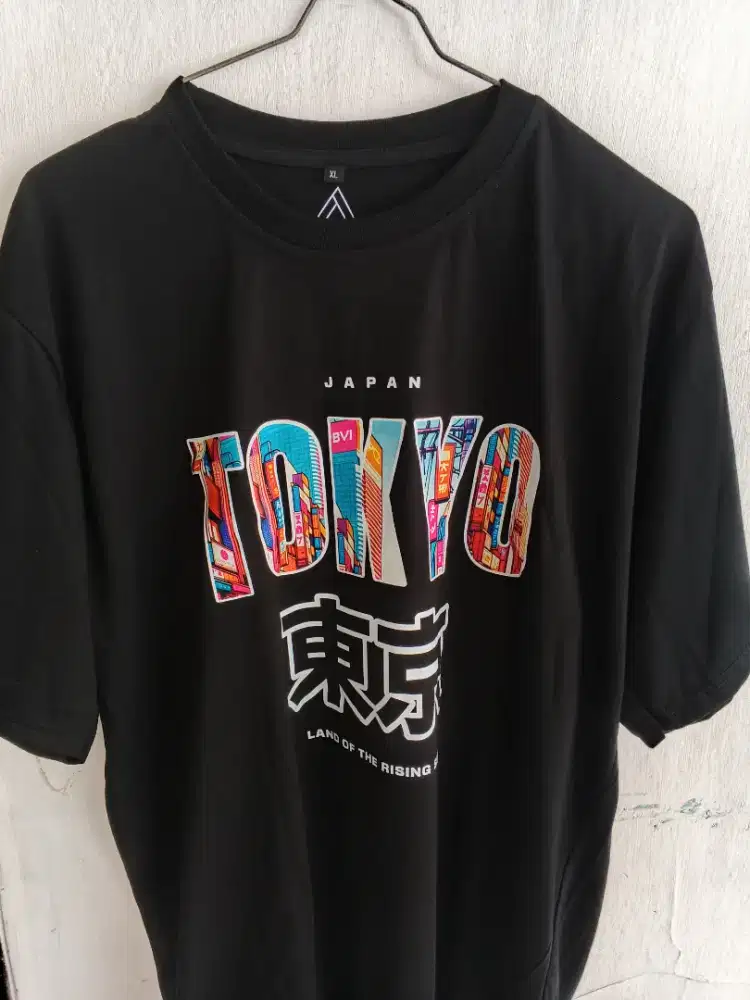 Kaos Casual Tokyo Japan