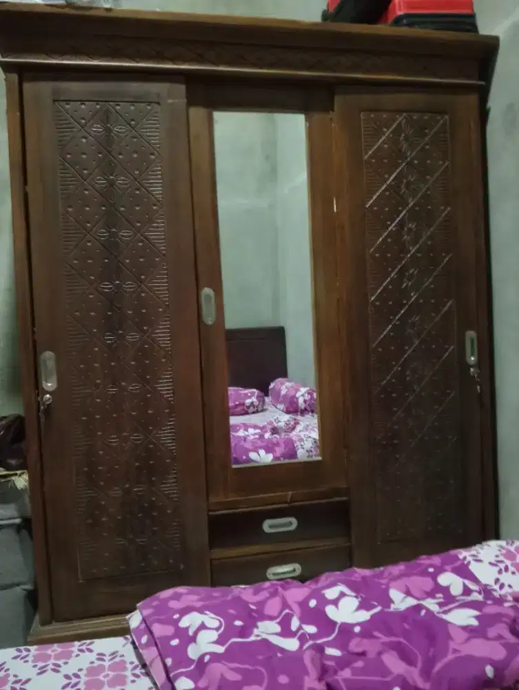 jual lemari pakaian 3 pintu