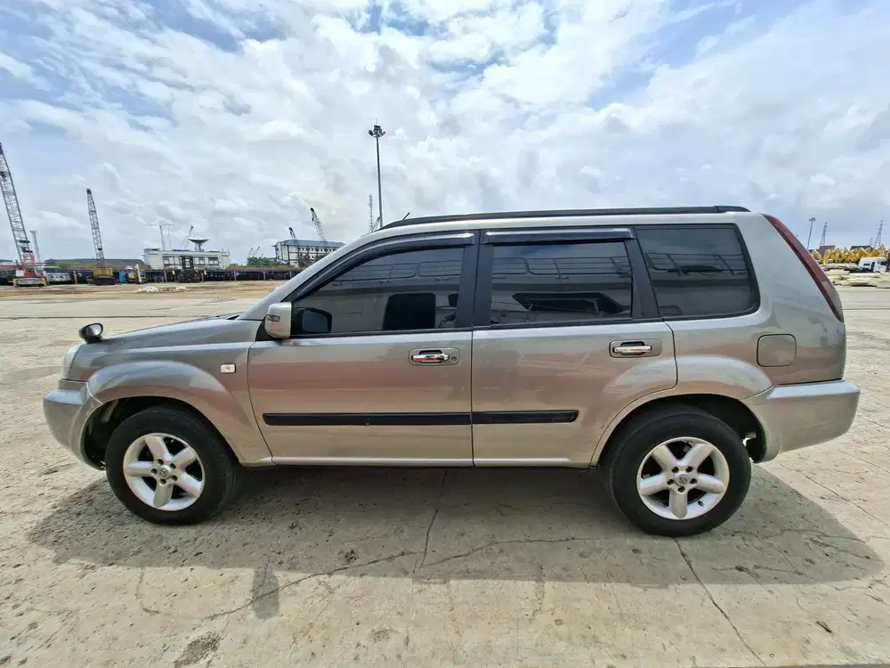 Nissan X-Trail 2004 Bensin