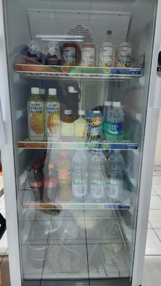 KULKAS SHOWCASE SANKEN