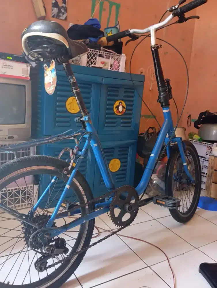 Sepeda mini bekas