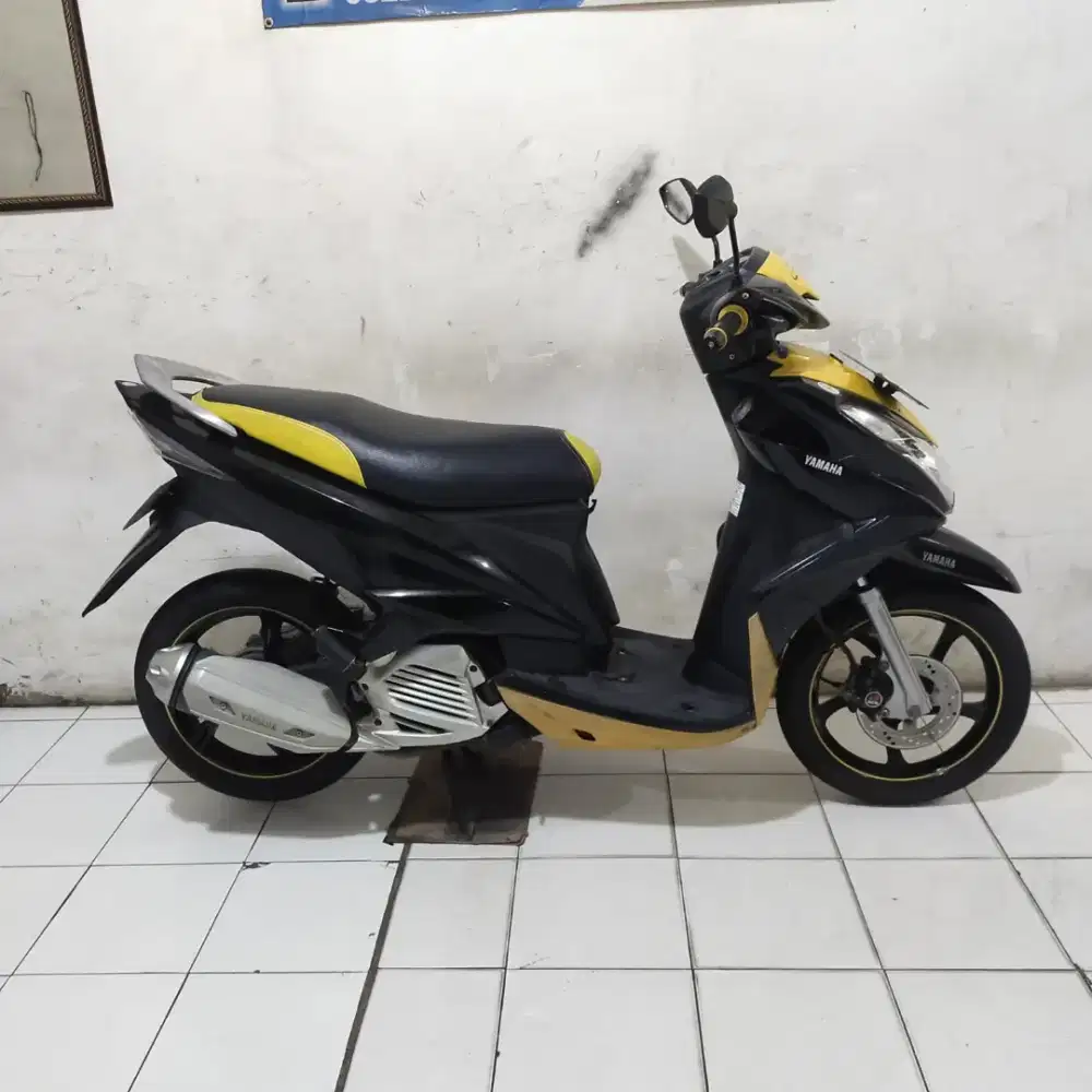 Yamaha Xeon 2013 Orisinil lengkap Bagus