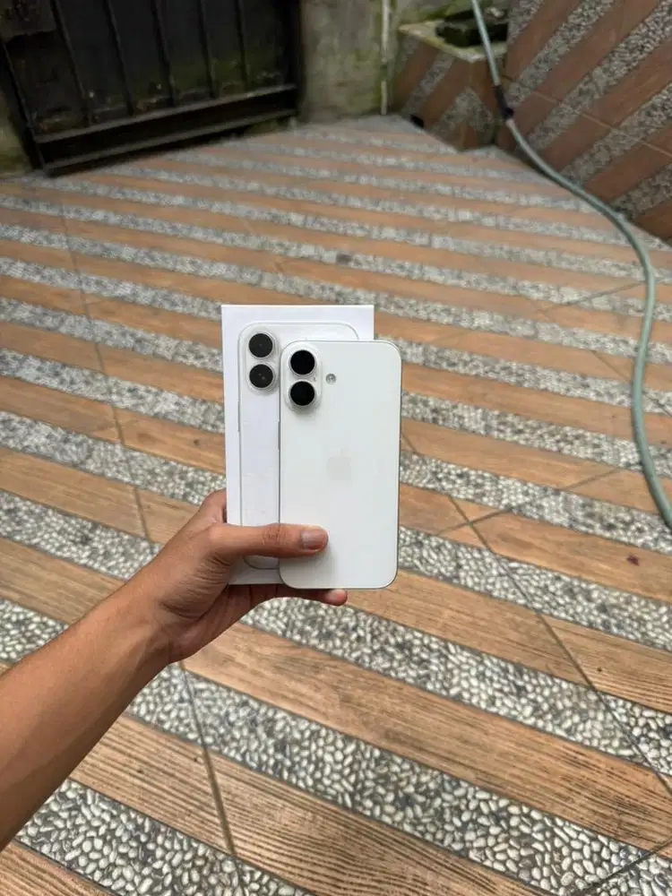iphone 16 128gb white