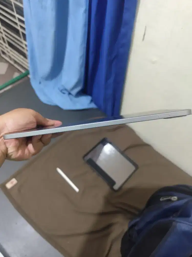 Ipad pro M2 11 inchi 128Gb Wifi Gen 4 Lengkap Ex Ibox