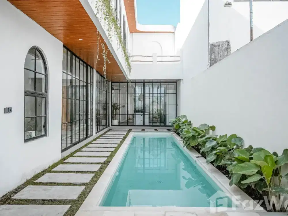 3 Bedroom Villa for sale in Tumbak Bayuh, Bali