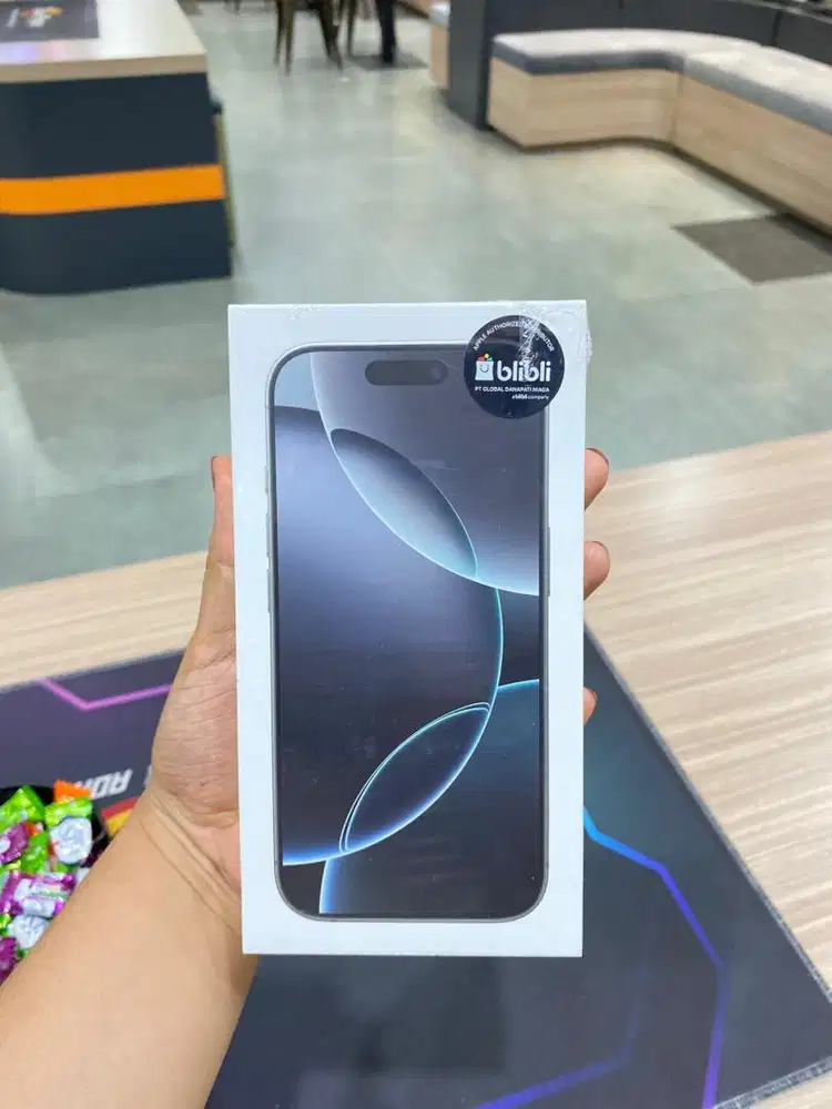 iPhone 16 Pro 256GB White Titanium New