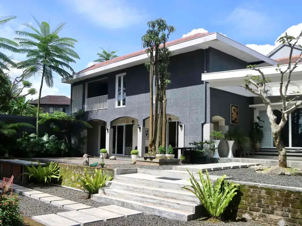 Pesona Rumah Setiabudi