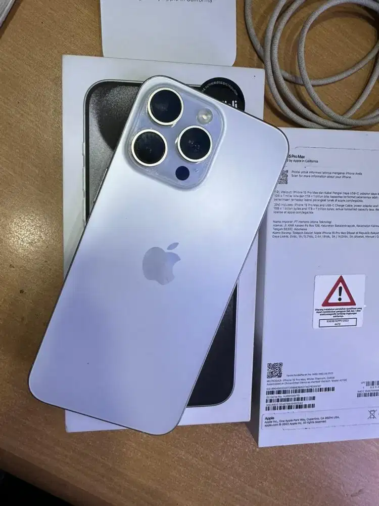 iPhone 15 ProMax 256gb iBox